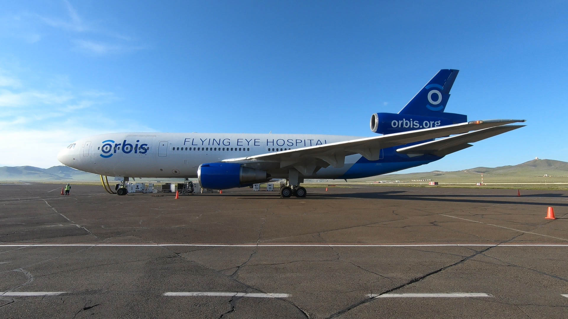 11 BUGBEE Orbis Mongolia GH010071